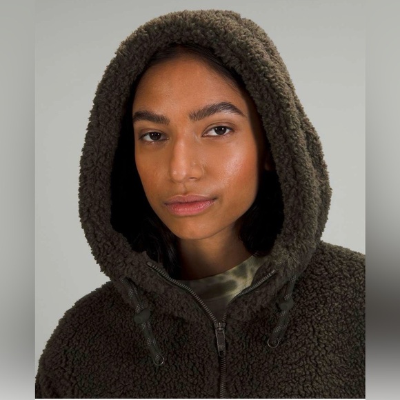 Lululemon Textured Fleece 1/2 Zip Dark Olive Size 10 - Picture 3 of 8